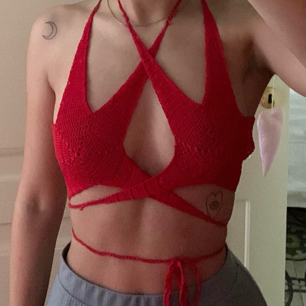 ❣️Handmade red crochet star top